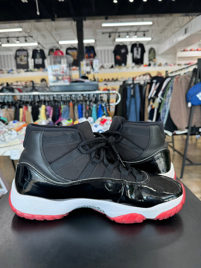 Air Jordan 11 Bred