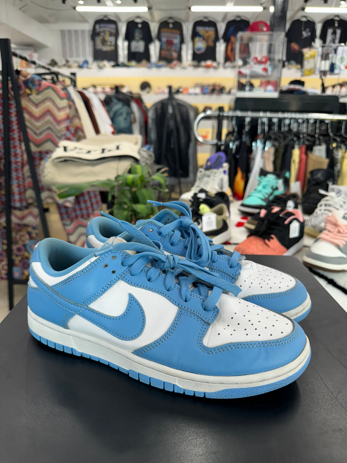 Dunk Low UNC