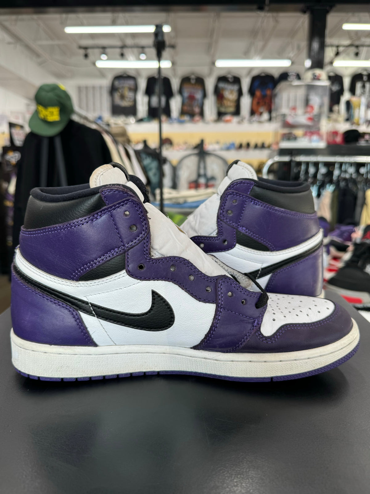 Air Jordan 1 Court Purple