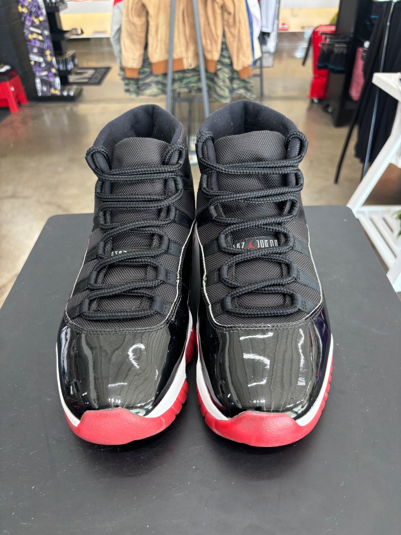 Air Jordan 11 Playoff Bred