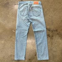 Levi’s Light Wash Denim Jeans