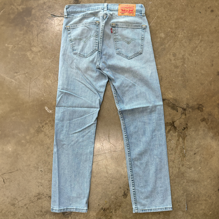 Levi’s Light Wash Denim Jeans