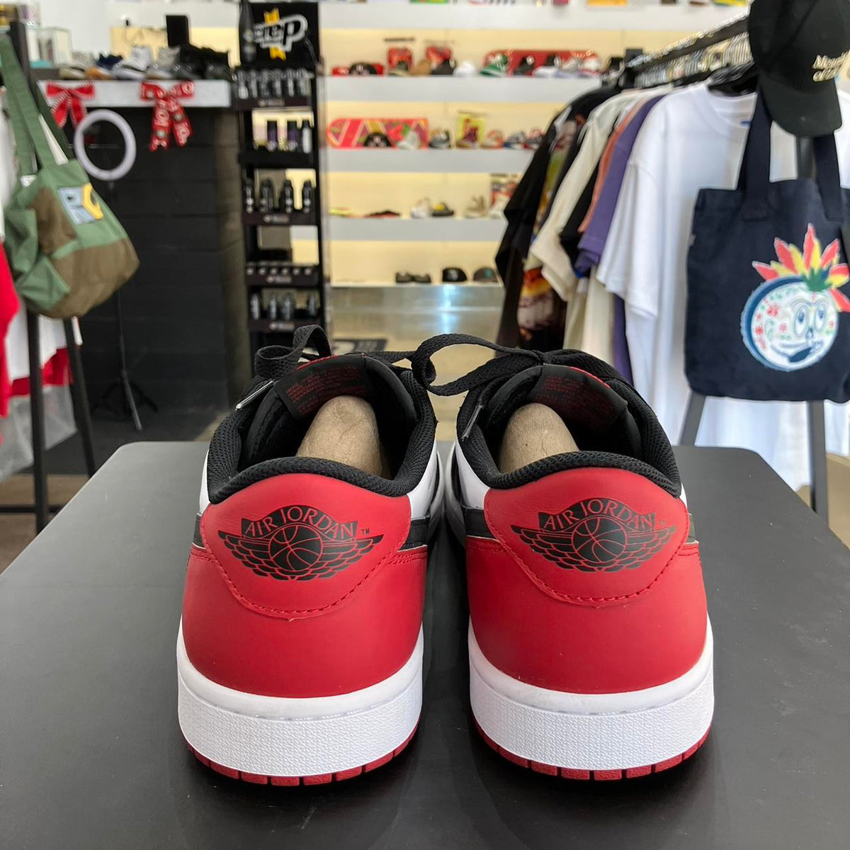 Air Jordan 1 Low Black Toe