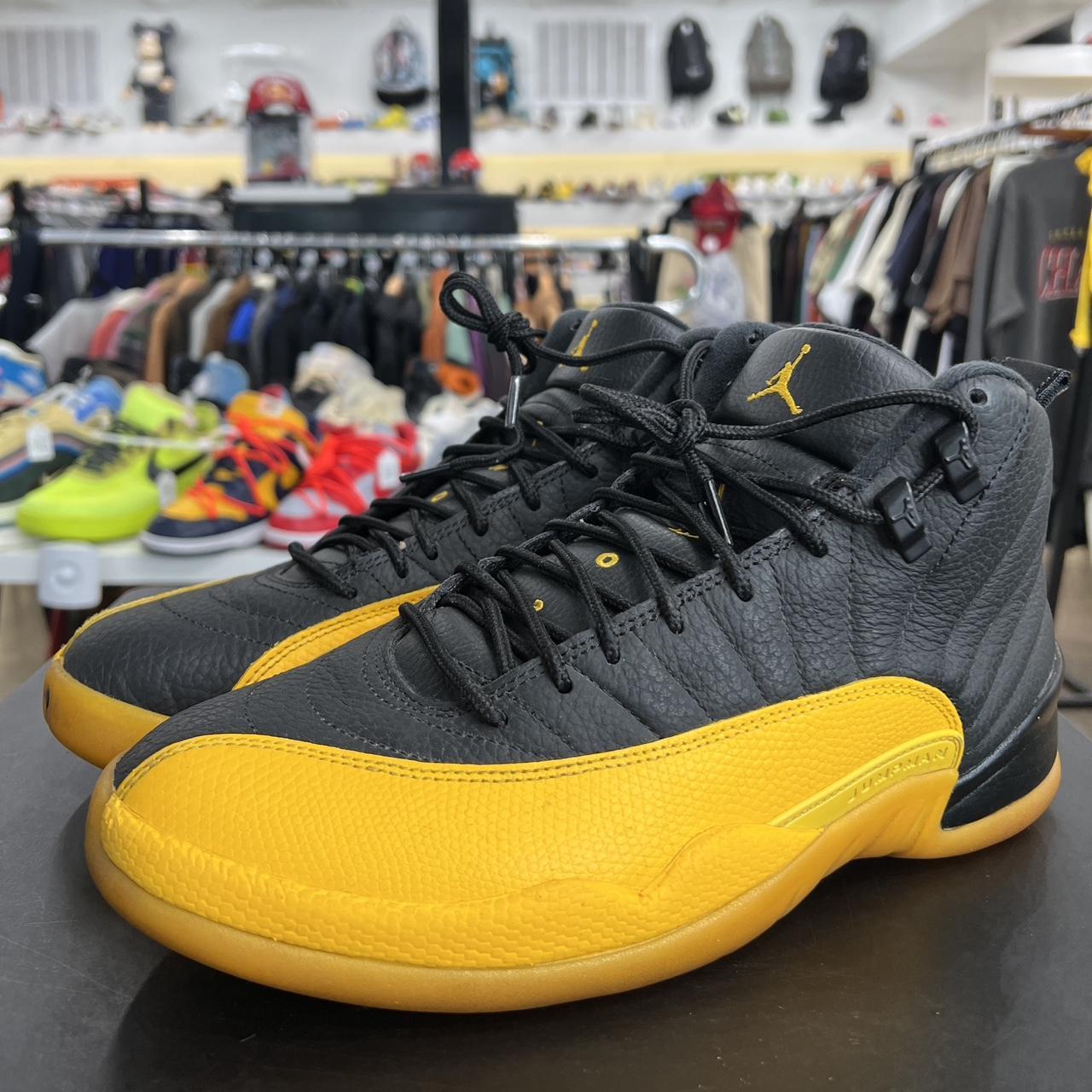 Air Jordan 12 Black University