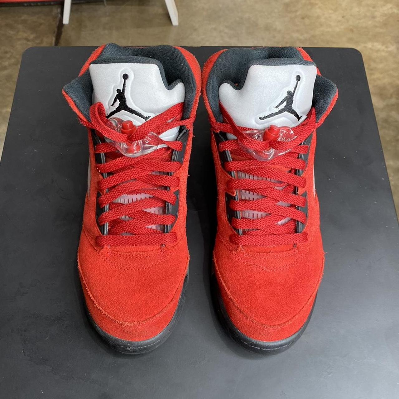 Air Jordan 5 Raging Bull