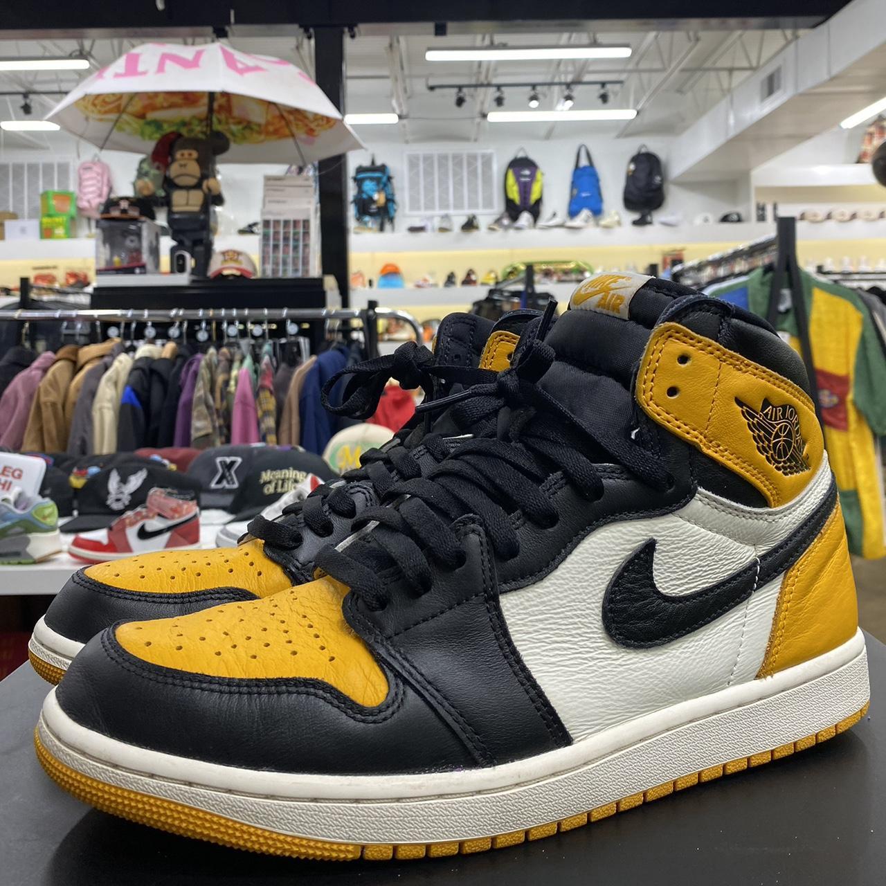 Air Jordan 1 Taxi