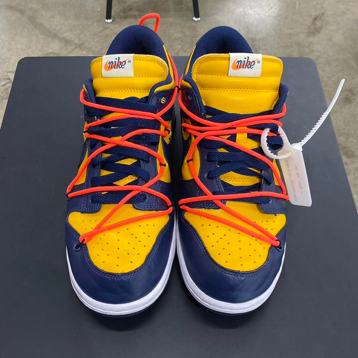 Off-White x Dunk Michigan