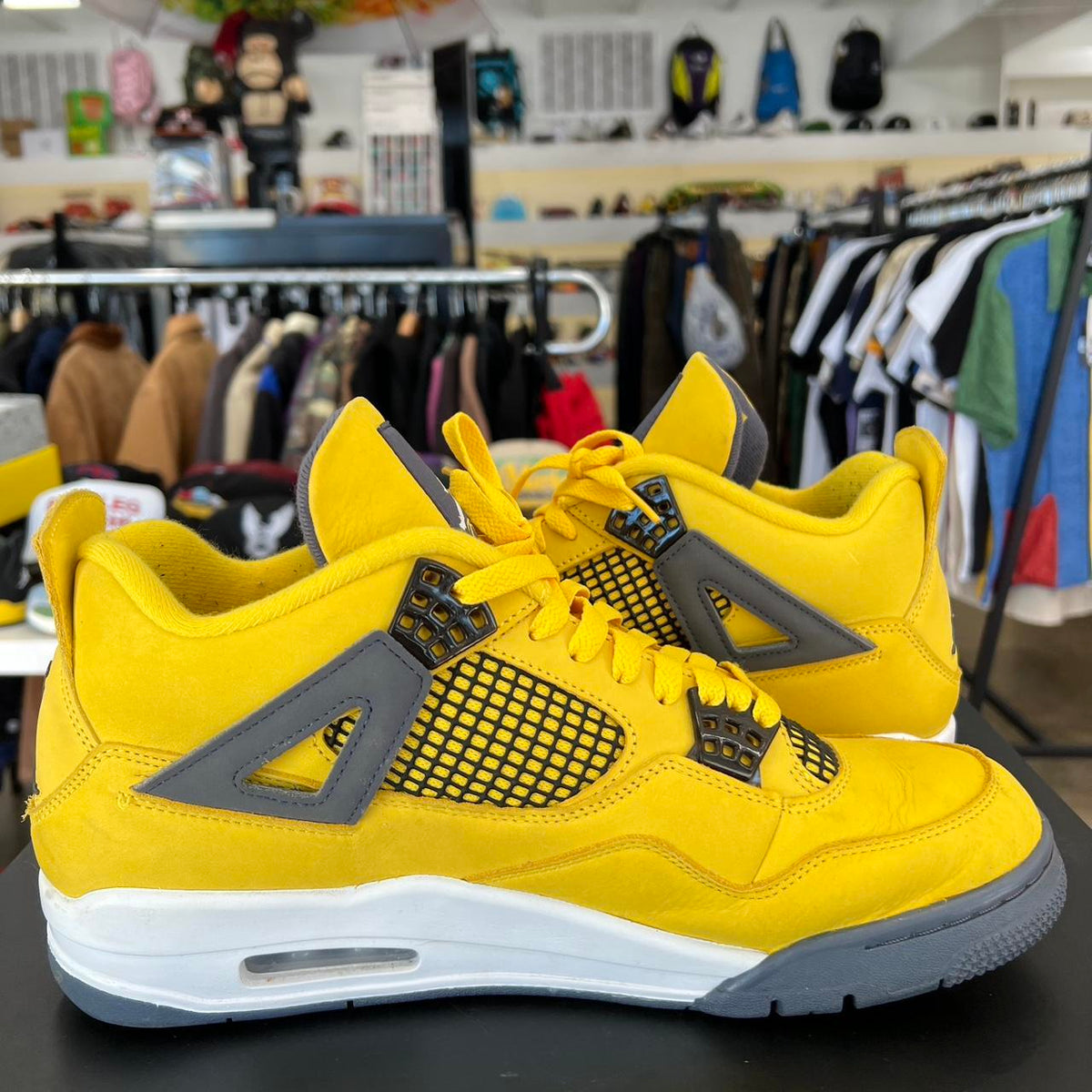 Air Jordan 4 Lighting (11.5)