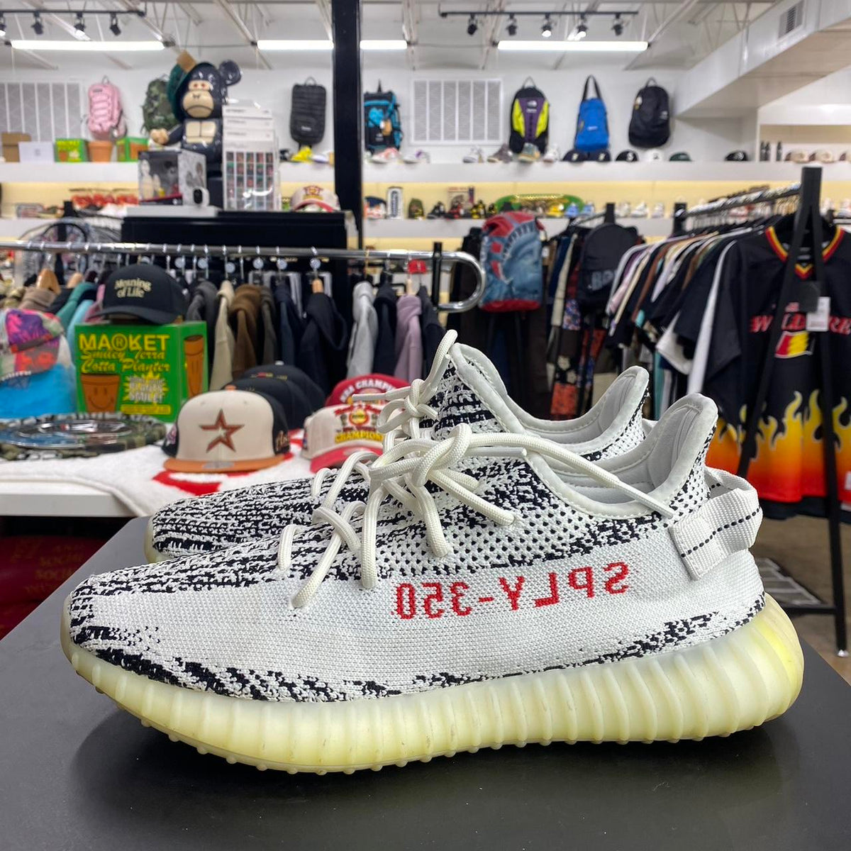 Yeezy 350 Zebra