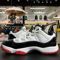 Air Jordan 11 Low Concord Bred