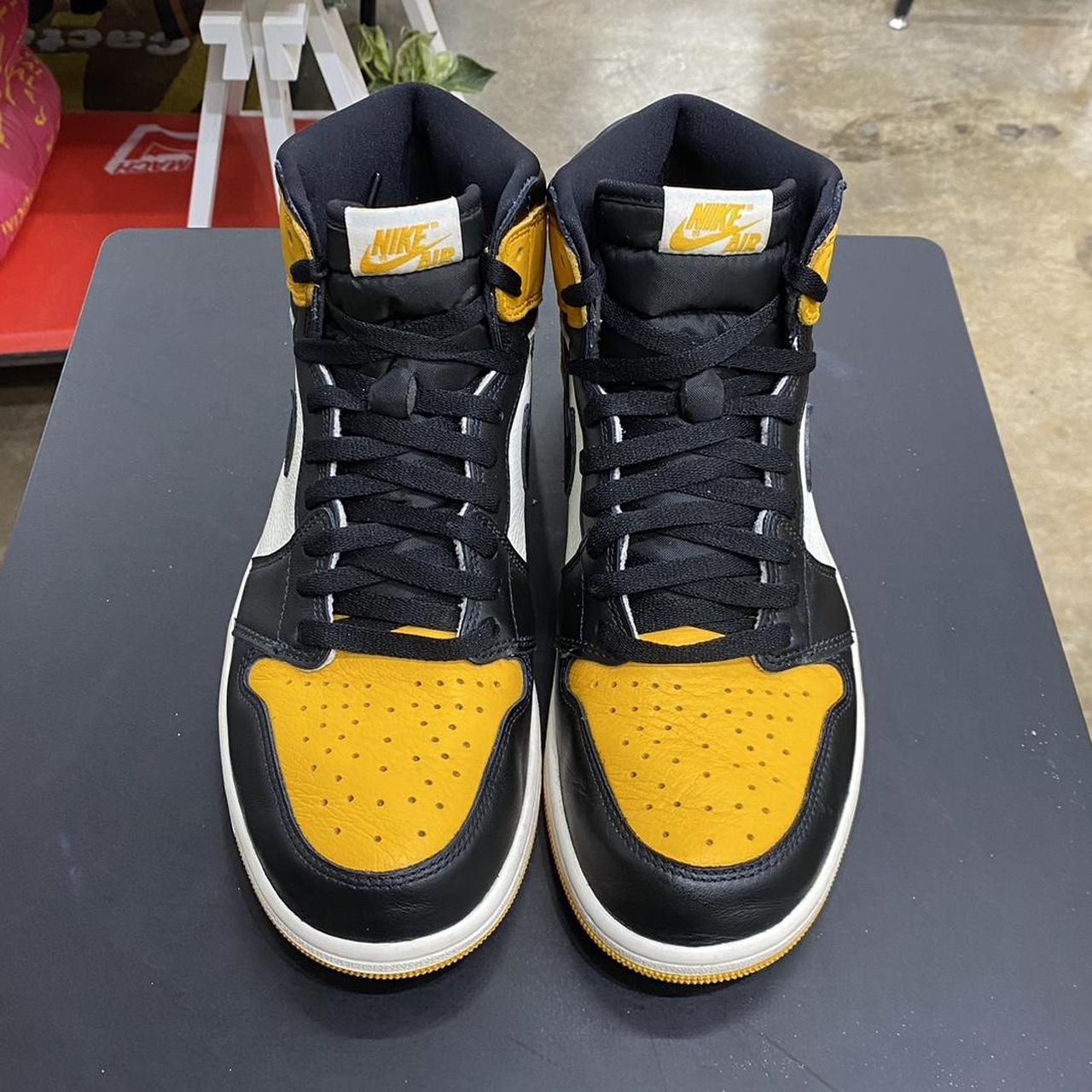 Air Jordan 1 Taxi