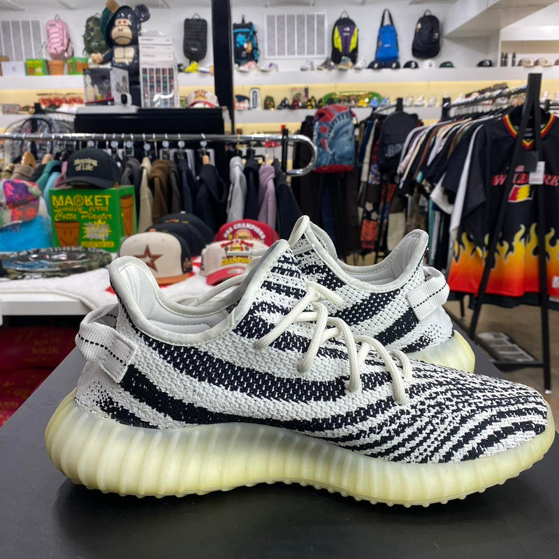 Yeezy 350 Zebra