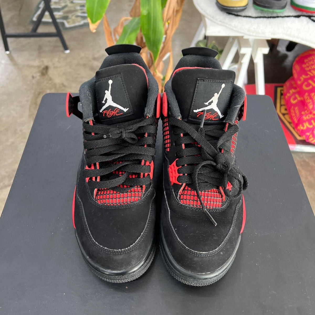 Air Jordan 4 Red Thunder