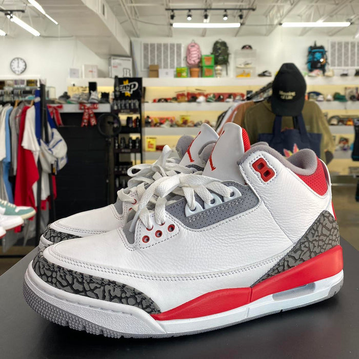 Air Jordan 3 Fire Red (sz. 8.5)