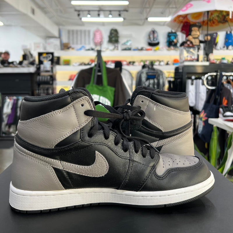 Air Jordan 1 Shadow