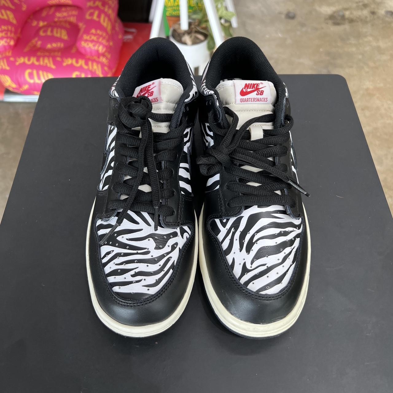 SB Dunk Low Quartersnacks Zebra