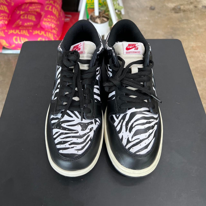 SB Dunk Low Quartersnacks Zebra