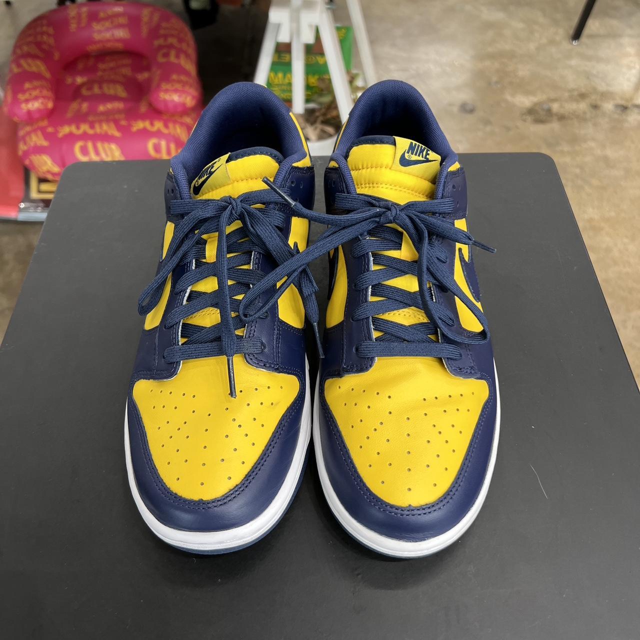 Dunk Low Michigan