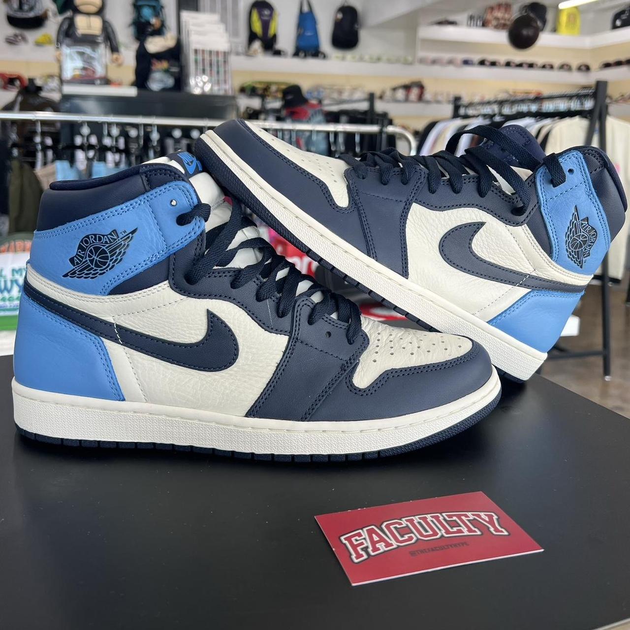 Air Jordan 1 Obsidian