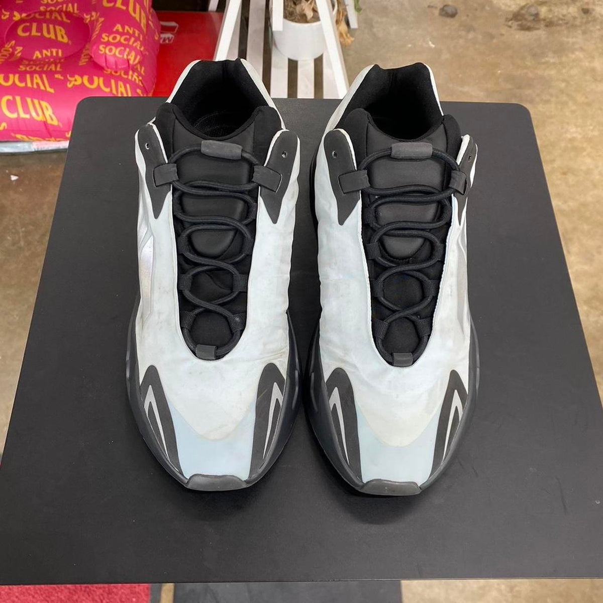 Yeezy 700 MNVN Blue Tint