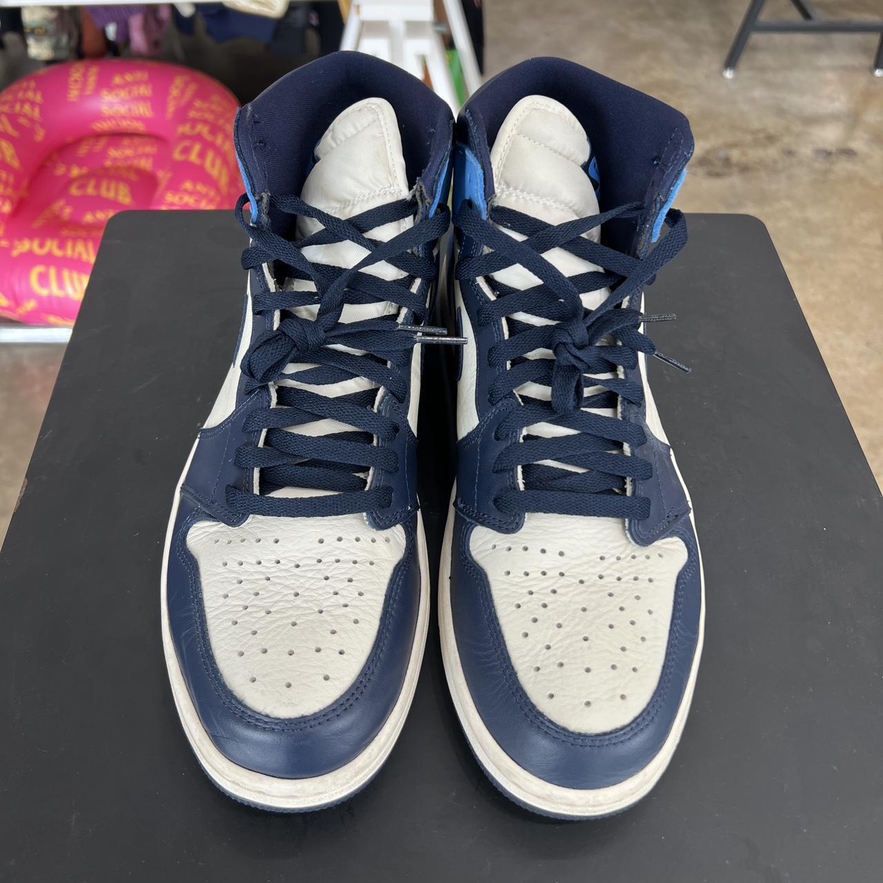 Air Jordan 1 Obsidian