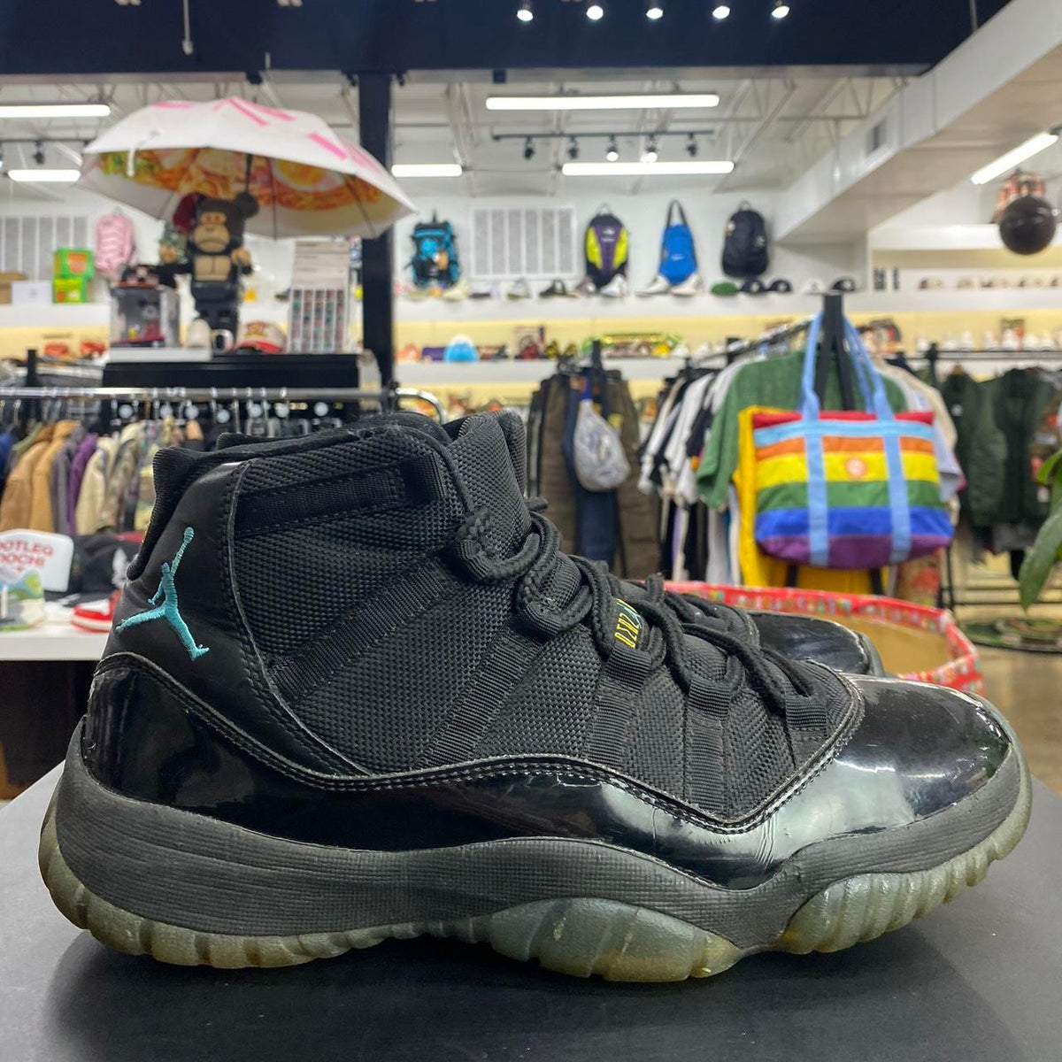 Air Jordan 11 Gamma Blue