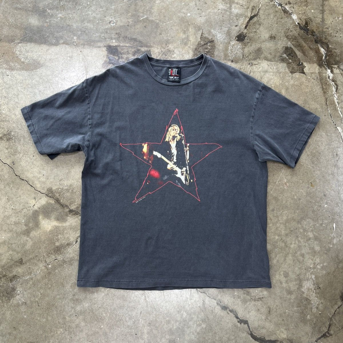 1996 Nirvana Kurt Cobain End of Music Star Tee