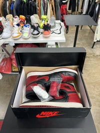 Air Jordan 1 Bred Banned