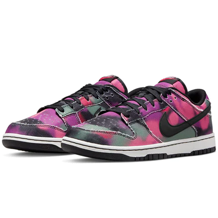 Dunk Low Graffiti