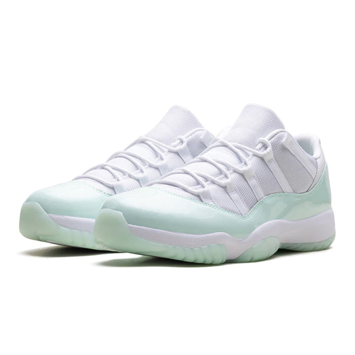 Air Jordan 11 Igloo W