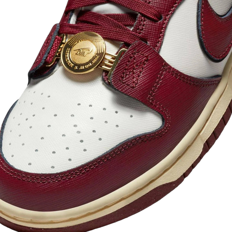 Dunk Low Sisterhood Team Red W