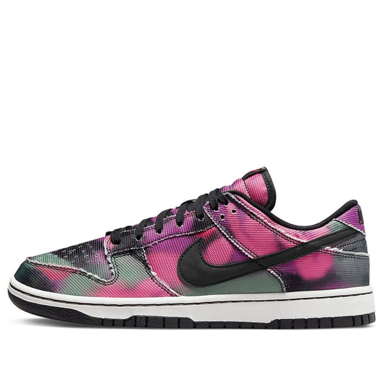 Dunk Low Graffiti