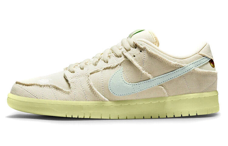 SB Dunk Low Mummy